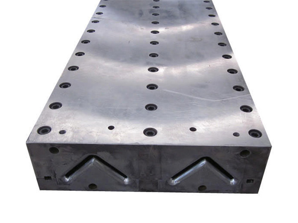 V-shaped Triangular Pultrusion Die