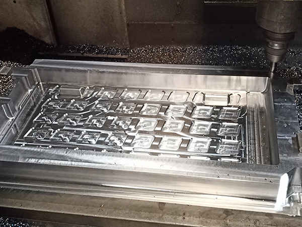 Multi-cavity Small Parts Compression Die